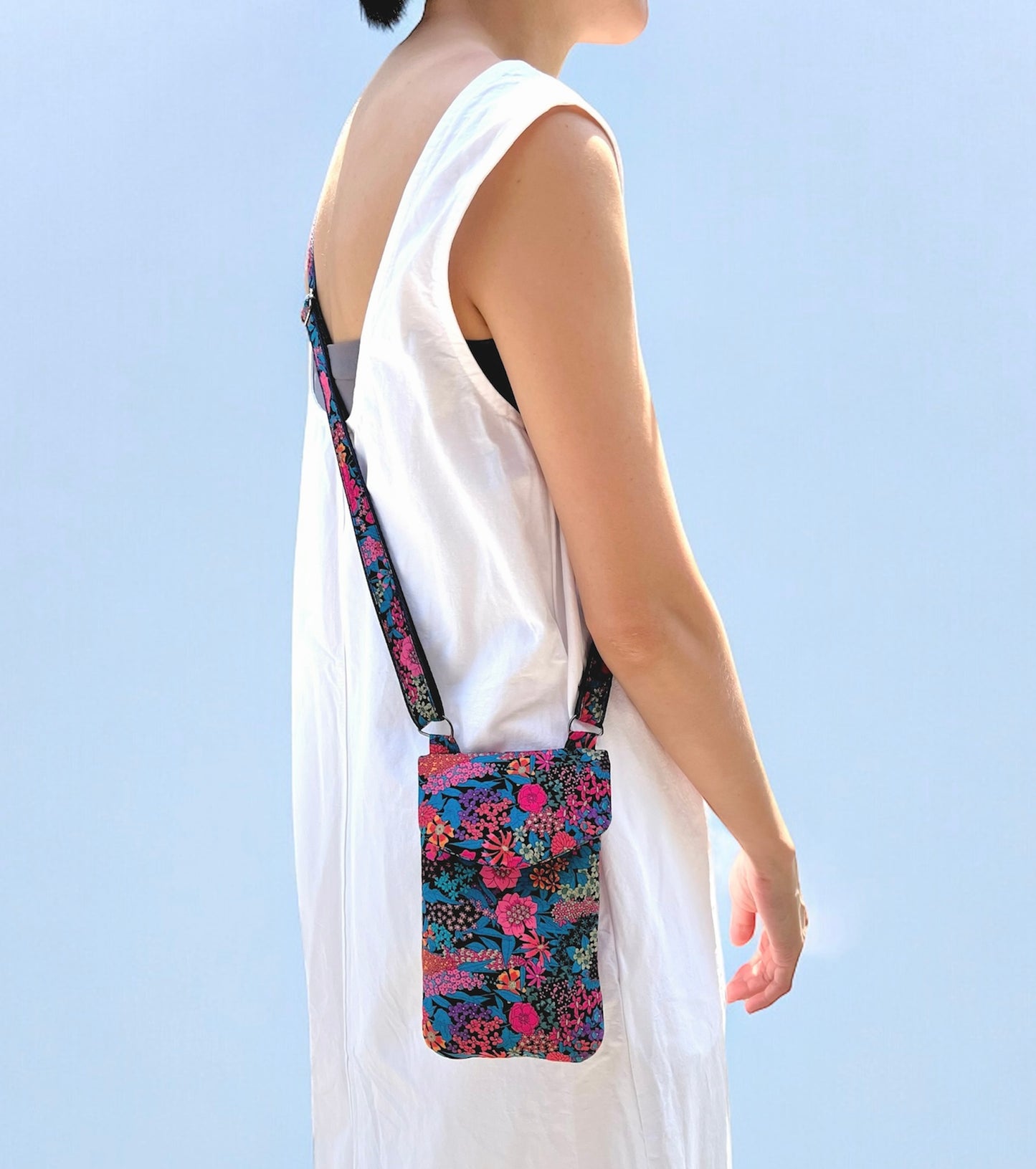 Sling Pouch - Liberty Donna