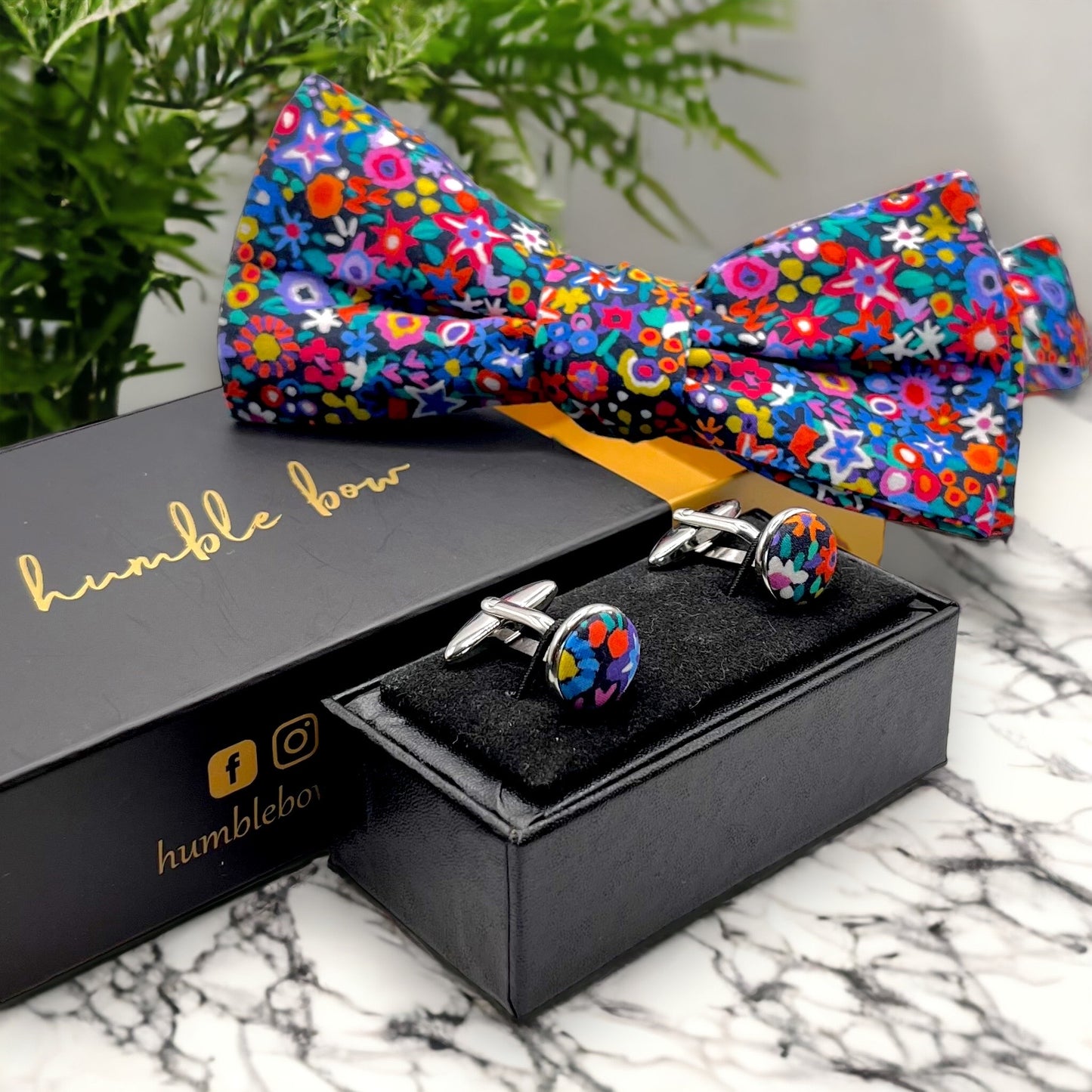 Bow Tie & Cufflinks Matching Set - Liberty Dazzle