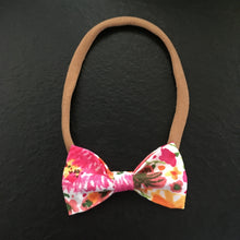Load image into Gallery viewer, Spring Baby Headband
